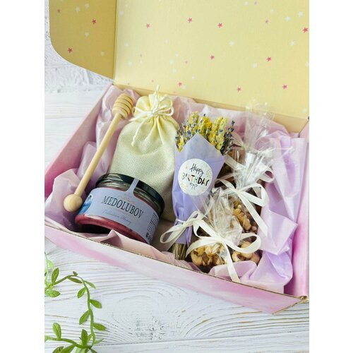 Подарочный набор 'С Днем рождения', мёд-суфле, орехи, чай, сухоцветы