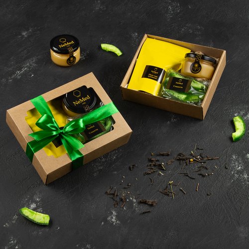Подарочный набор с цукатом из помело, травяным чаем, мёдом подсолнечниковым