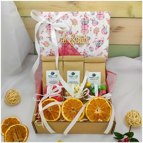 Подарок на день рождения, Оригинальный подарок, Набор чая и сладостей, Подарочный набор из 3-х видов чая (Набор 'Макаруны')