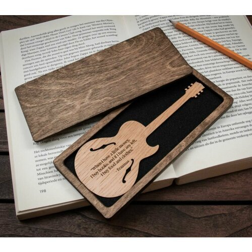 Подарок для учителя музыки, вокала / Подарочный набор, Гитара закладка для нотной тетради, книги
