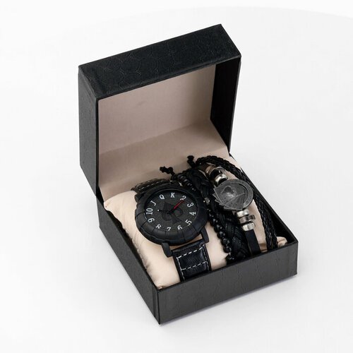 Мужской подарочный набор 'Туз' 2 в 1: наручные часы, браслет 10068411