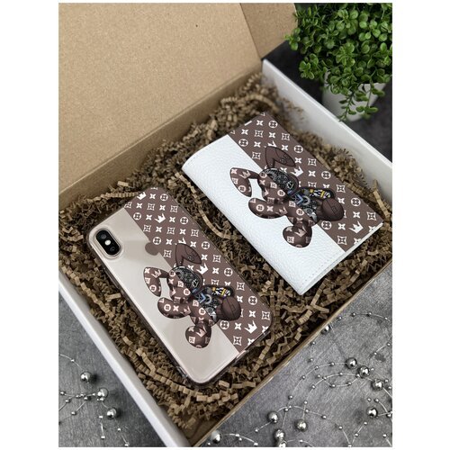 Подарочный набор MustHaveCase: Прозрачный силиконовый чехол для iPhone X/Xs/ Айфон 10/10С + Белая кожаная обложка на паспорт Bunny Коричневый