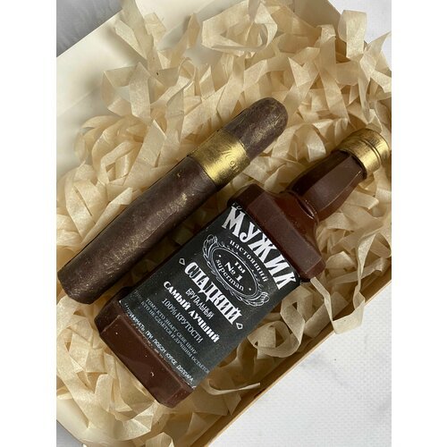 Подарочный шоколадный набор Виски с сигарой, подарок мужчине на 23 февраля