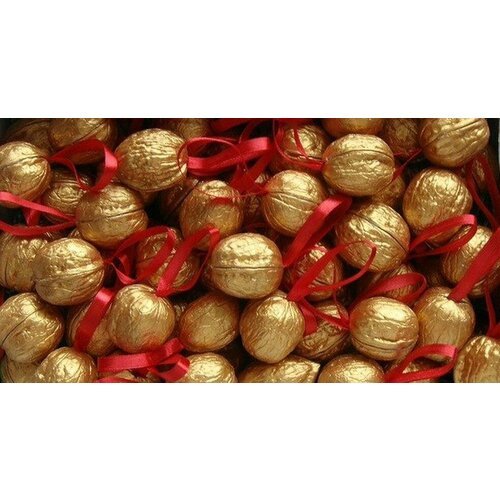 Подарочный набор Орешки с предсказаниями 'Лаура' (для Лауры) ( цвет золотой, 10 штук )